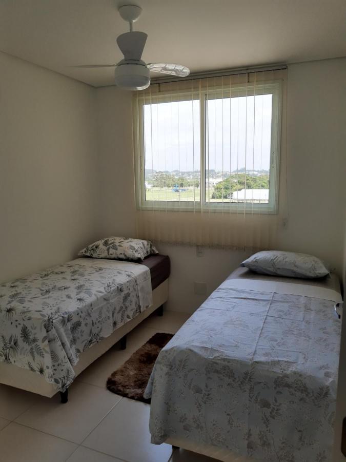 Apartamento em ótima localização Torres Exterior foto