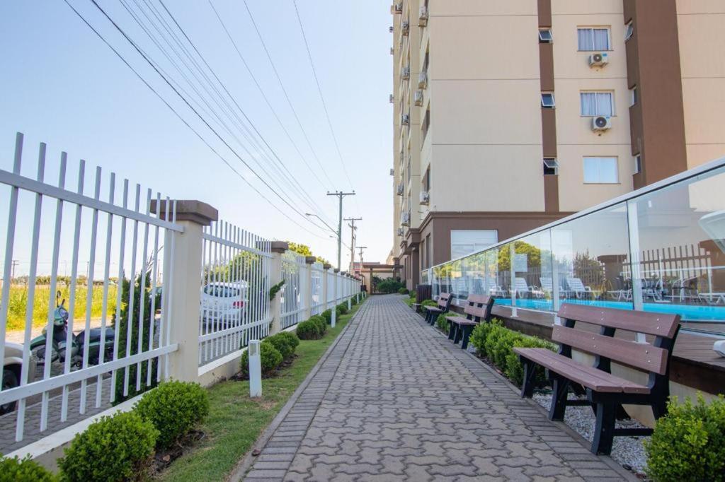 Apartamento em ótima localização Torres Exterior foto
